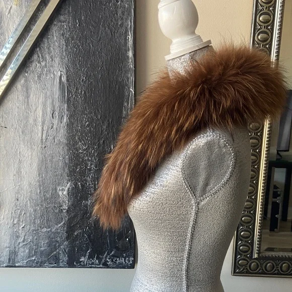 Luxurious Vintage Raccoon Genuine Fur Collar EUC - Picture 3 of 9